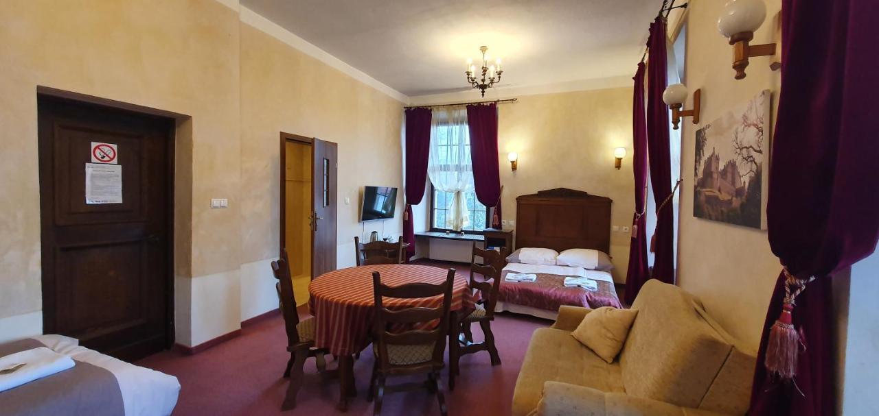 Zamek Miedzylesie Hotel Værelse billede
